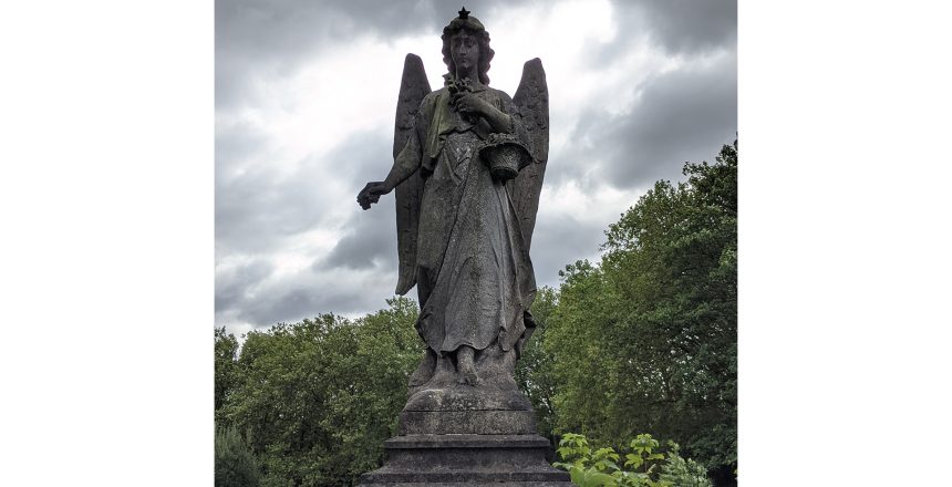 Angel headstone
